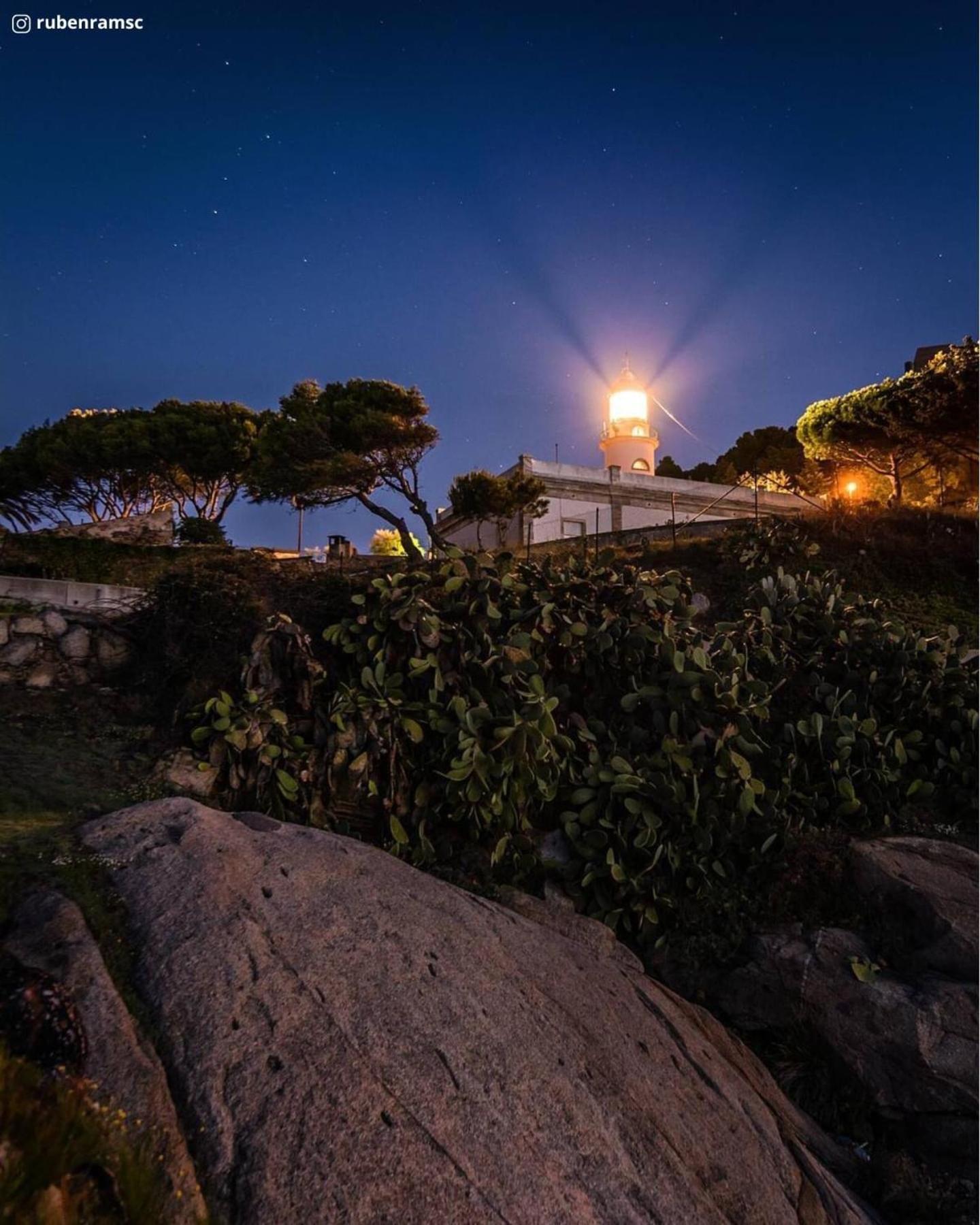Magnifique Appartement En Front De Mer, Caneylles Rosas Exteriör bild