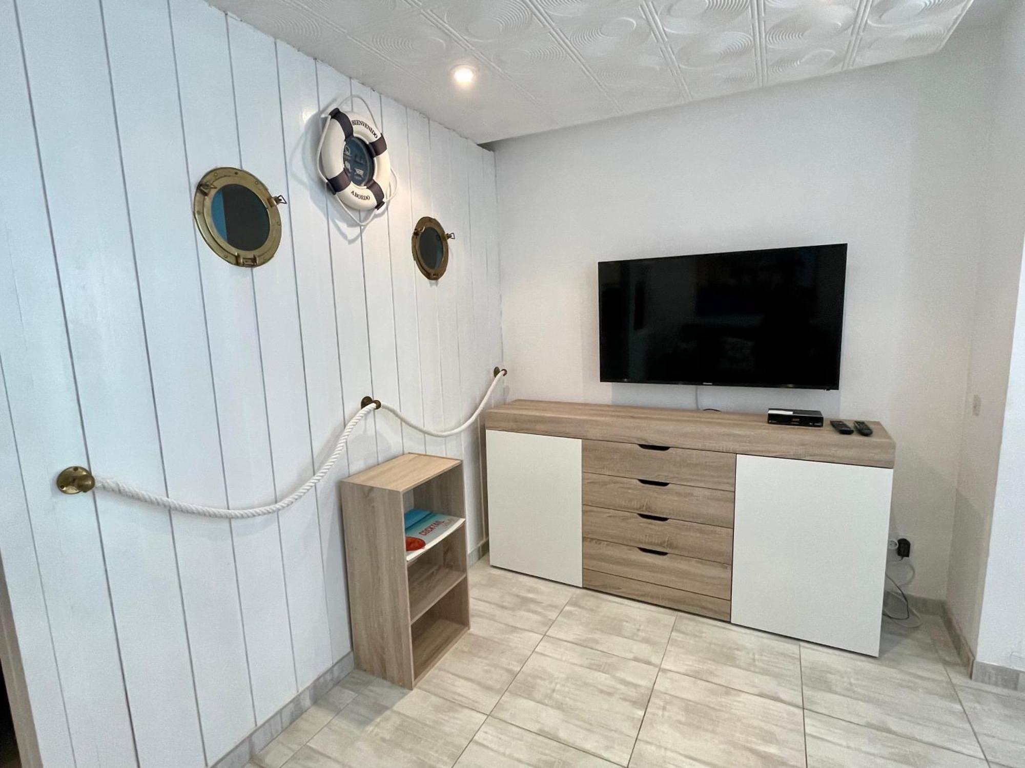Magnifique Appartement En Front De Mer, Caneylles Rosas Exteriör bild